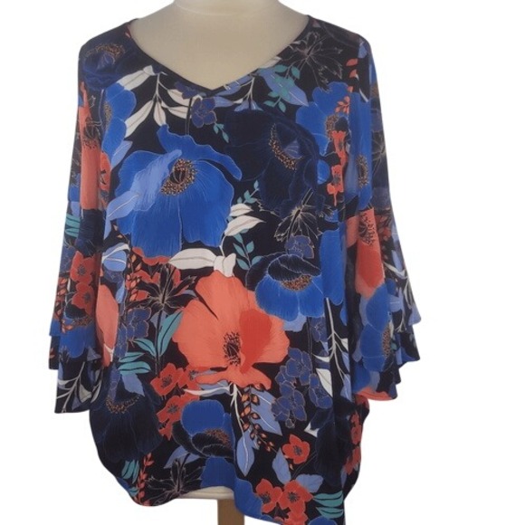 Avenue Tops - Avenue‎ Blue Floral V-Neck Blouse